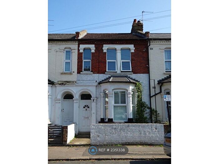 2 Bedroom Flat To Rent In Westerfield Road, London, N15