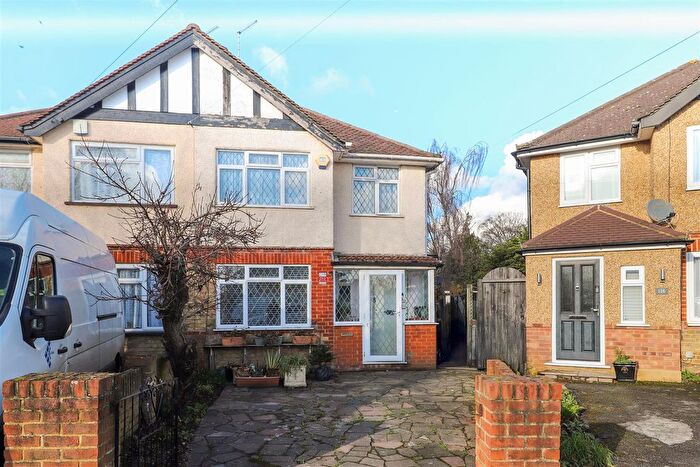3 Bedroom Semi Detached House For Sale In Misbourne Road, Uxbridge, UB10