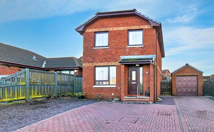 3 Bedroom Detached House For Sale In The Farm Houses, Kilsyth, G65