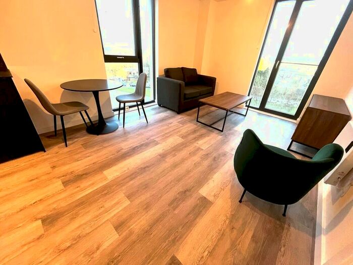 1 Bedroom Apartment To Rent In Pole Street, Preston, PR1