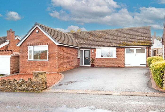 3 Bedroom Detached Bungalow For Sale In Balmoak Lane, Chesterfield, S41