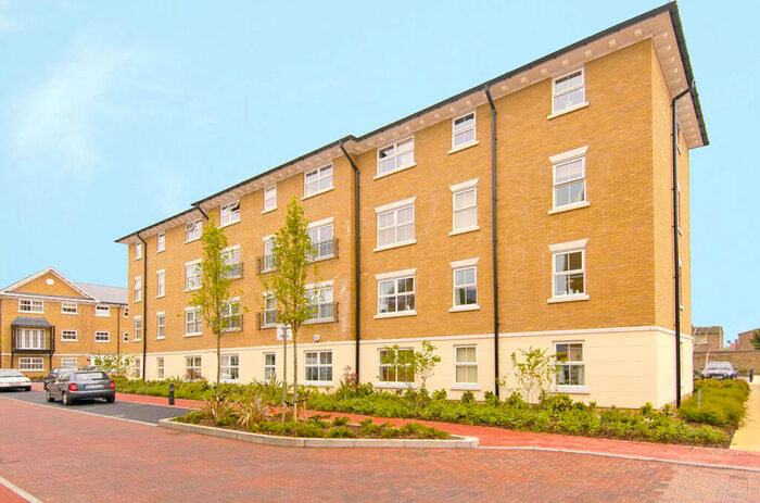 3 Bedroom Flat To Rent In Reliance Way, East Oxford, OX4