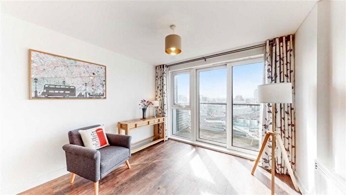 2 Bedroom Flat To Rent In Tarves Way, Greenwich, SE10