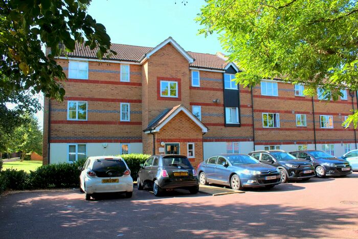 2 Bedroom Flat To Rent In Colt Mews, Enfield, EN3
