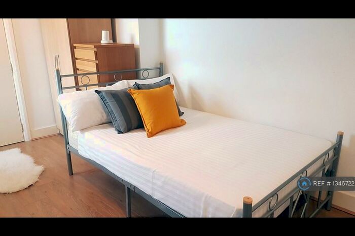 Studio To Rent In Rufford Street, London, N1