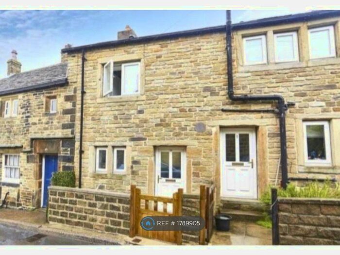 1 Bedroom Terraced House To Rent In Queen Street, Huddersfield, HD8