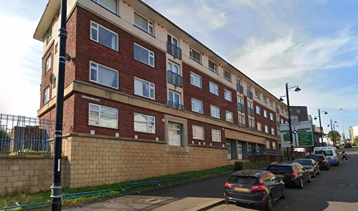 3 Bedroom Flat To Rent In High Street East, Sunderland, SR1