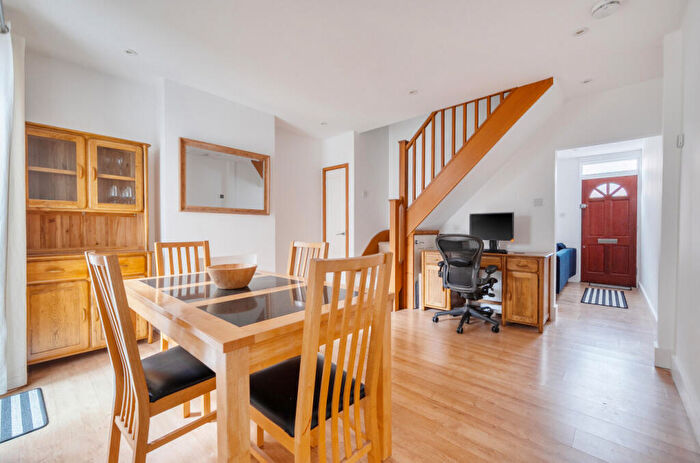 2 Bedroom Terraced House For Sale In Field Road, Reading, Berkshire, RG1