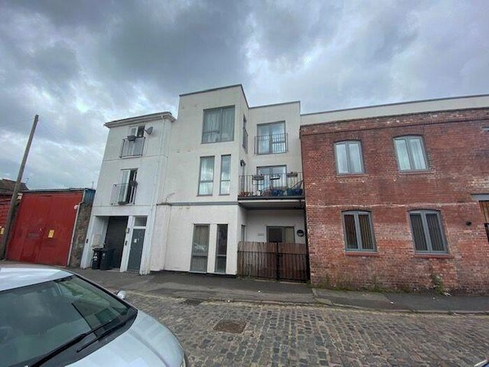 2 Bedroom Flat To Rent In Stillhouse Lane, Bedminster, BS3