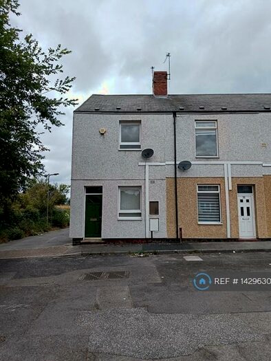 2 Bedroom End Of Terrace House To Rent In King Street, Thurnscoe, Rotherham, S63