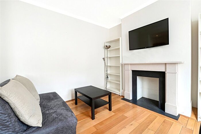1 Bedroom Flat To Rent In Warwick Chambers, Pater Street, London, W8