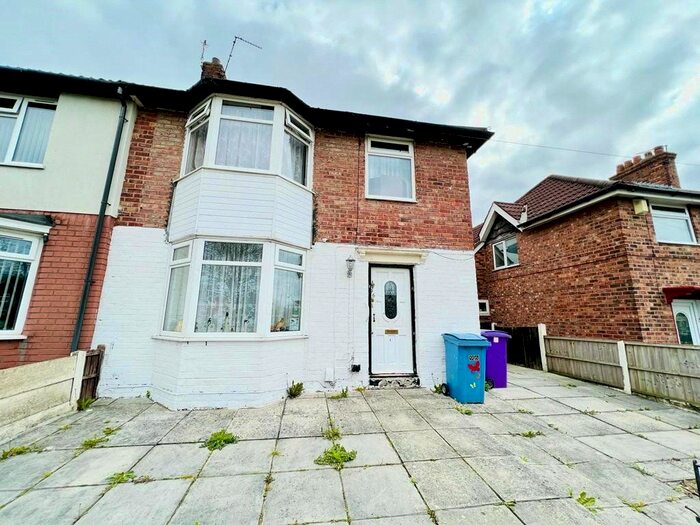 3 Bedroom Semi-Detached House To Rent In Stanley Park Avenue North, Liverpool, L4