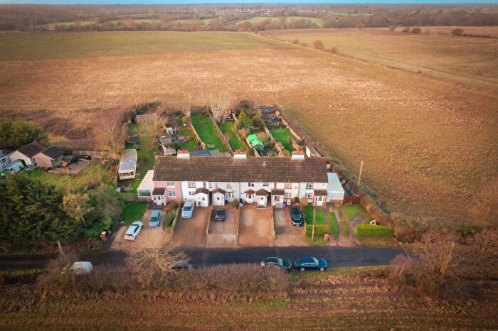 2 Bedroom Terraced House For Sale In Whitehall Lane, Clacton-on-sea, CO16