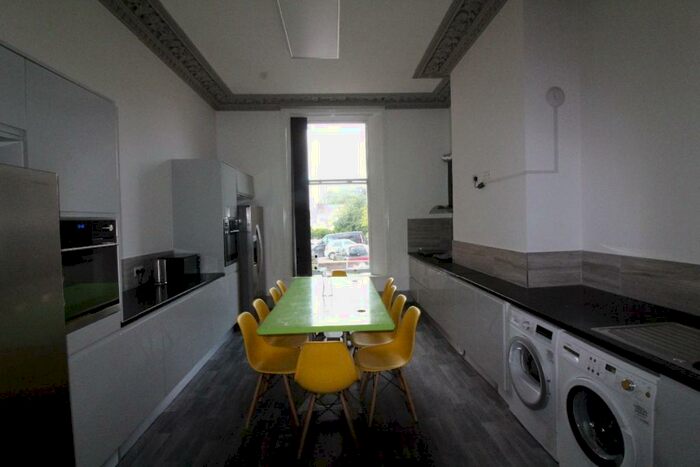 10 Bedroom Terraced House To Rent In Fishergate Hill, PR1