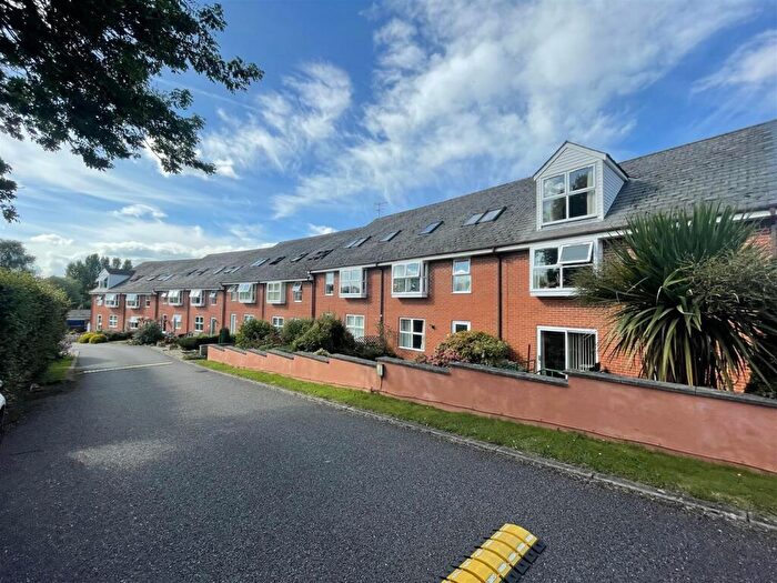 2 Bedroom Apartment To Rent In Honiton, EX14