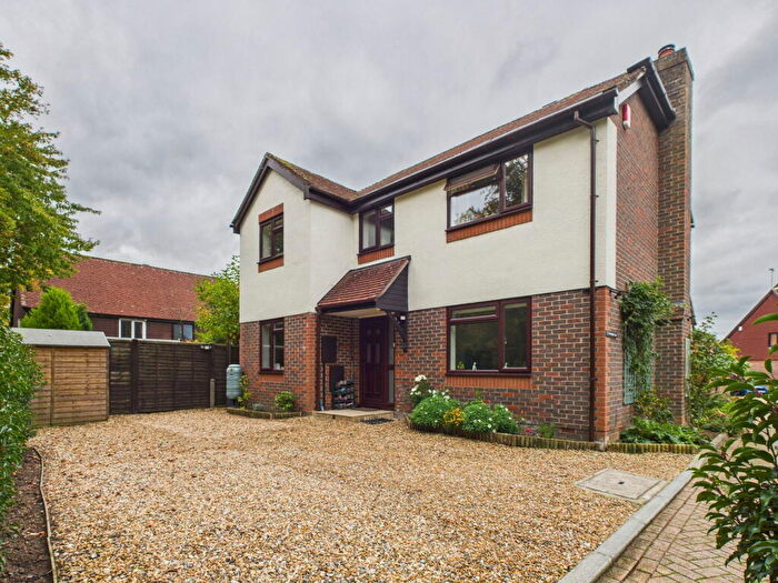 3 Bedroom Detached House For Sale In Coleridge Close, Horsham, West Sussex, RH12