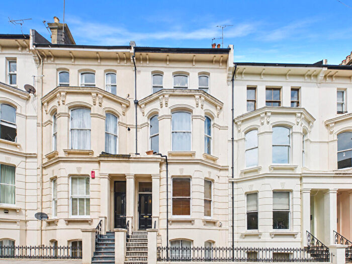2 Bedroom Maisonette For Sale In Albert Road, Brighton, BN1