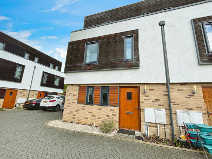 3 Bedroom End Of Terrace House To Rent In Swallow Gardens, Chesterton, Cambridge, CB4