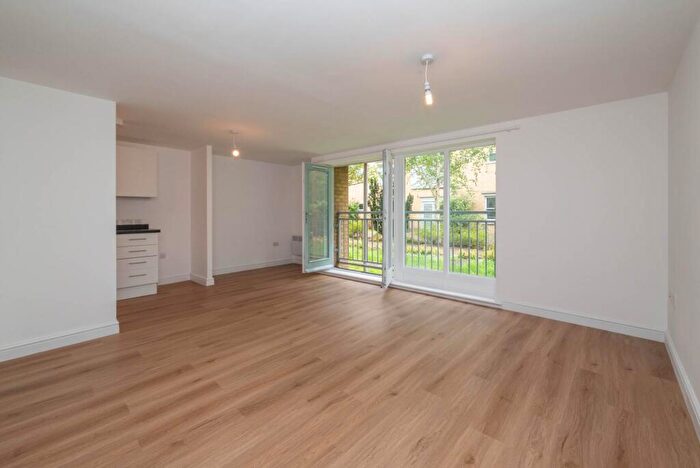2 Bedroom Flat For Sale In Bingley Court, Canterbury, CT1