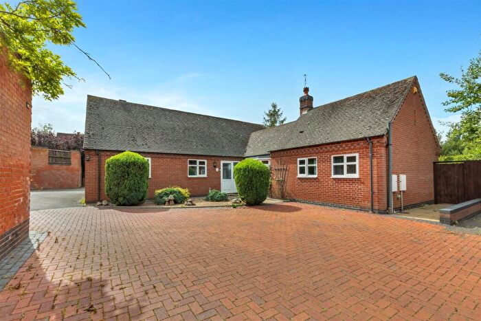 4 Bedroom Detached Bungalow For Sale In Garton Close, Appleby Magna, DE12