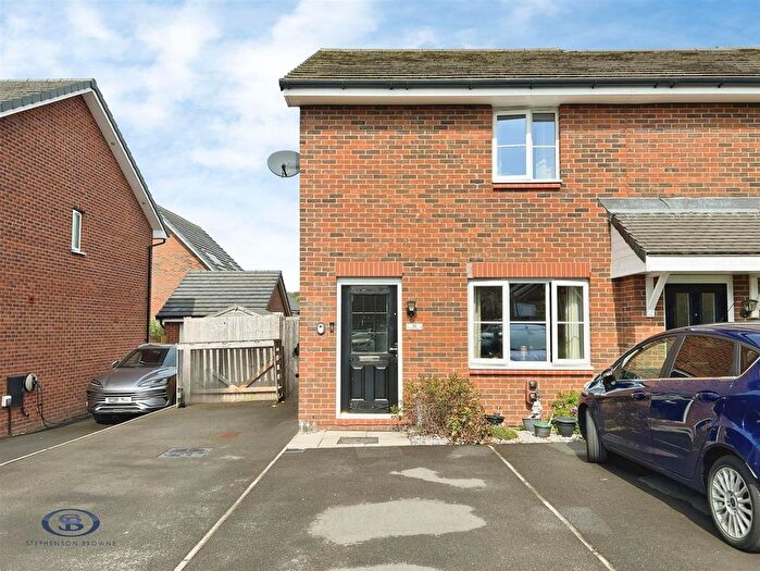 3 Bedroom End Terrace House For Sale In Harebell Drive, Congleton, CW12