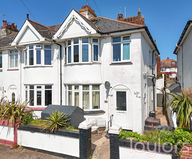 1 Bedroom Flat For Sale In Orient Road, Preston, Paignton, TQ3
