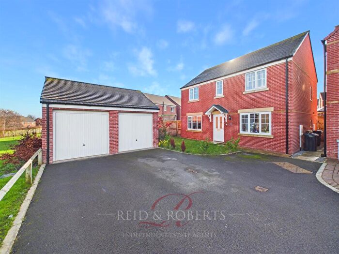 4 Bedroom Detached House For Sale In Cwrt Edwin, Oakenholt, Flint, CH6