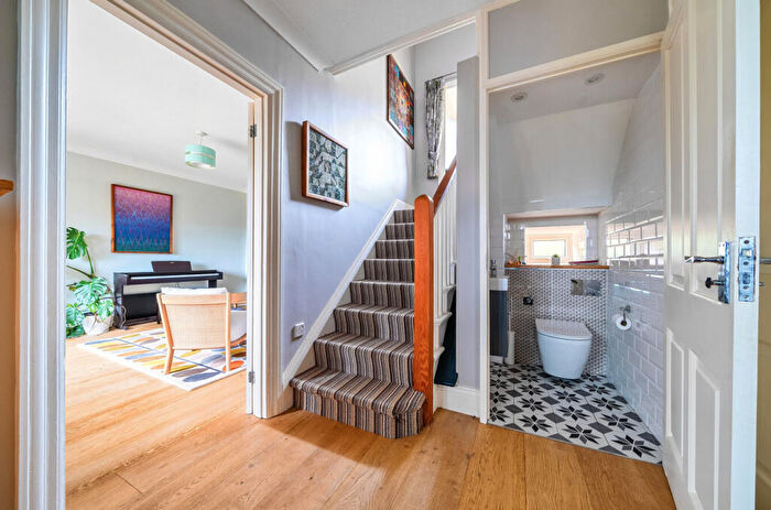 4 Bedroom Detached House For Sale In The Roman Way, Glastonbury, Glastonbury, BA6