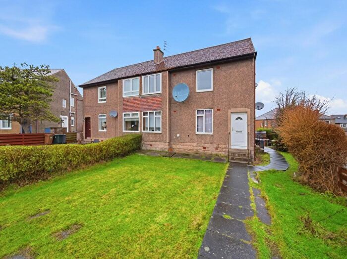 2 Bedroom Flat For Sale In Pilton Avenue, Pilton, Edinburgh, EH5