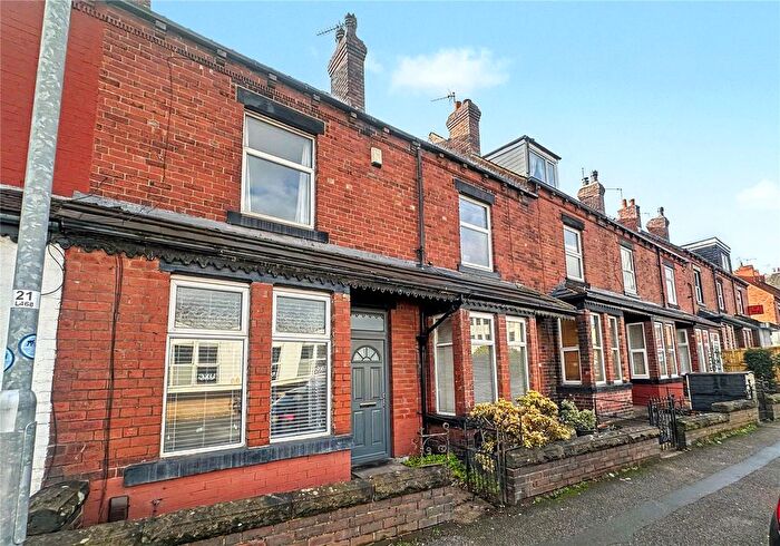 2 Bedroom Terraced House For Sale In Low Lane, Horsforth, Leeds, West Yorkshire, LS18