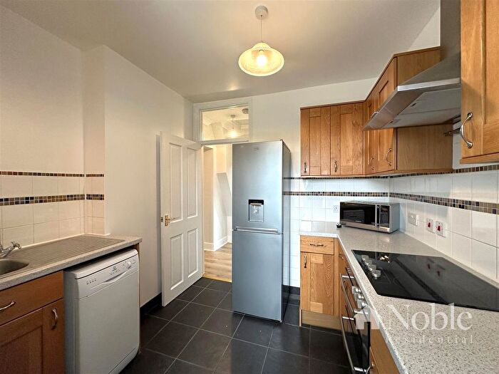2 Bedroom Flat To Rent In London Road, Brentwood, CM14