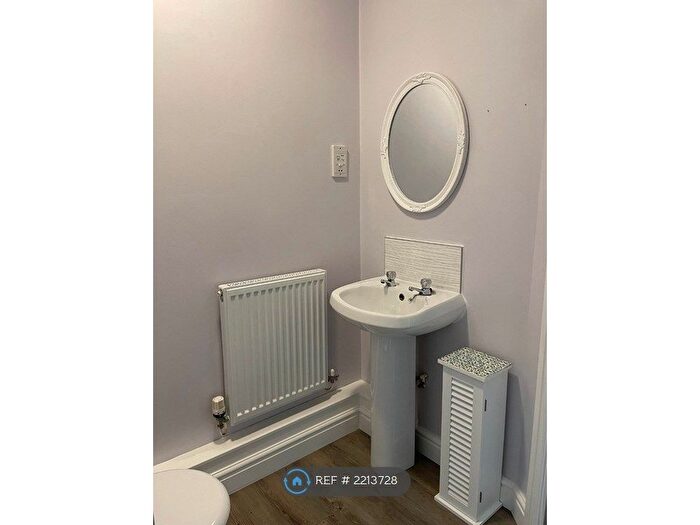 1 Bedroom Flat To Rent In Teme Court, Ludlow, SY8
