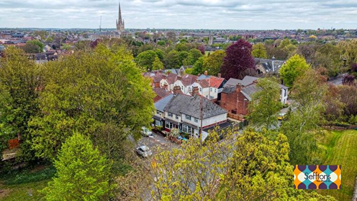 3 Bedroom Terraced House For Sale In Chalk Hill Road, NR1
