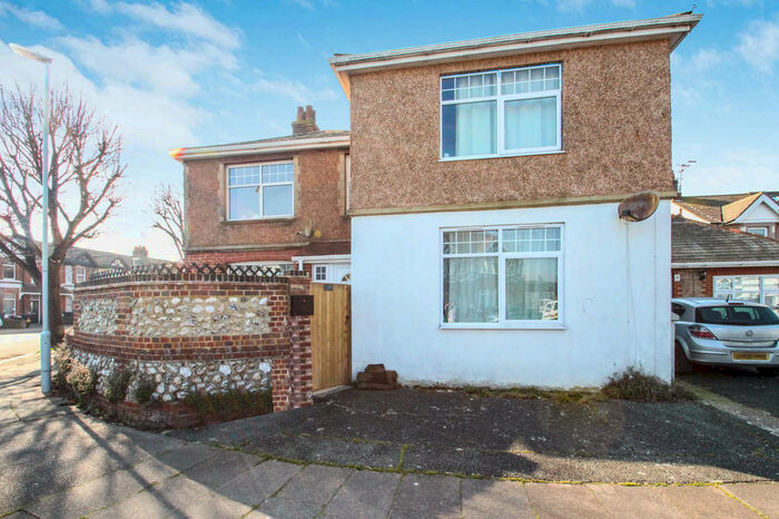 1 Bedroom Flat To Rent In Kingsland Road, Worthing, BN14