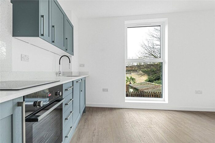 1 Bedroom Apartment For Sale In Springbank Road, London, SE13