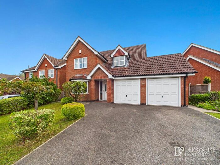 4 Bedroom Detached House For Sale In Blisworth Way, Swanwick, Alfreton, DE55