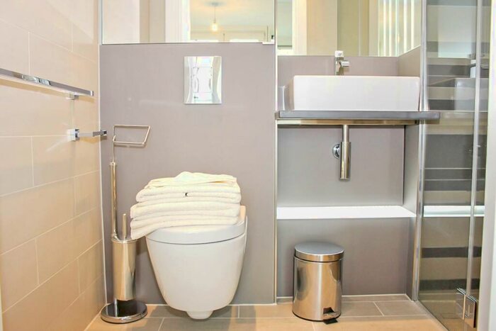 2 Bedroom Flat To Rent In Avantgarde Place, Shoreditch, London, E1