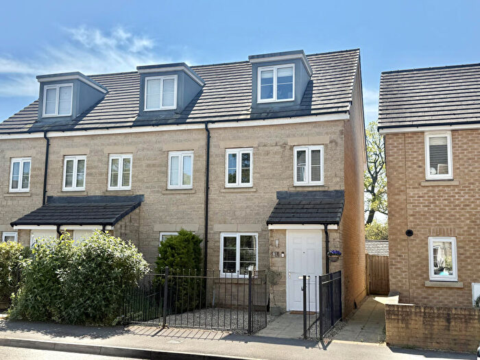 3 Bedroom Town House For Sale In Montacute Road, Houndstone, Yeovil, Somerset, BA22