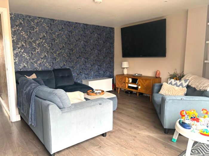 2 Bedroom End Of Terrace House For Sale In Burbush Close, Holbury, Southampton, Hampshire, SO45