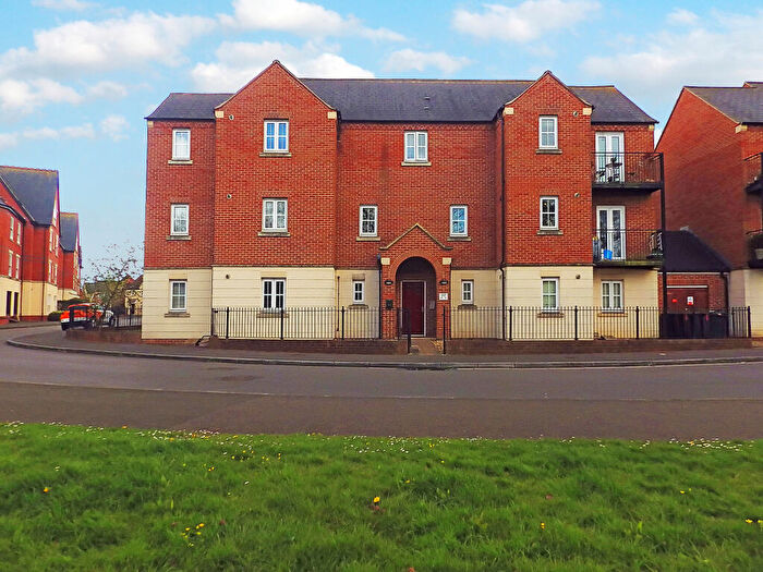 2 Bedroom Apartment For Sale In Cassini Drive, Swindon, Wiltshire, SN25