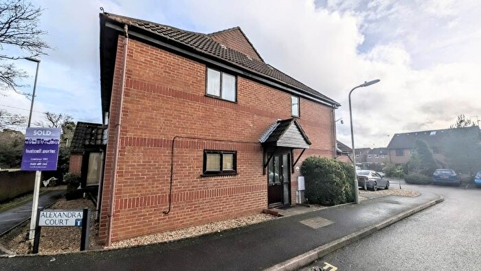1 Bedroom Maisonette For Sale In Alexandra Court, Bordon, Hampshire, GU35