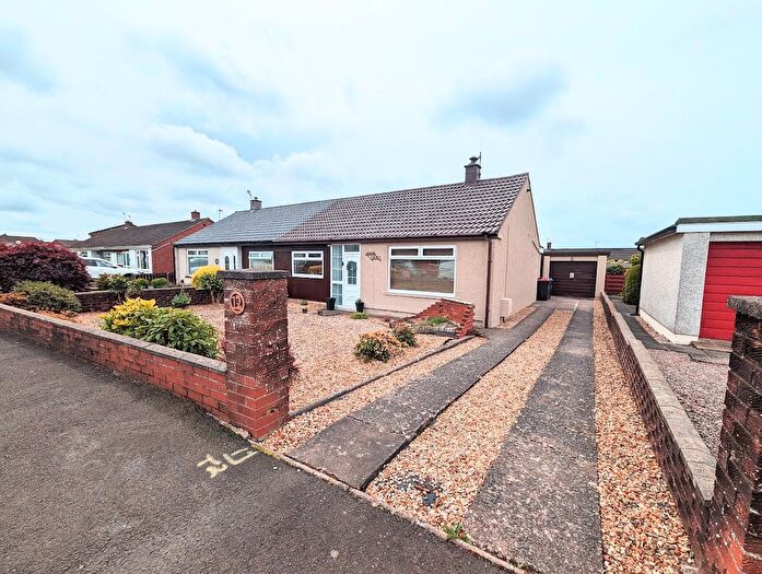 2 Bedroom Bungalow For Sale In Mossdale, Heathhall, Dumfries, DG1