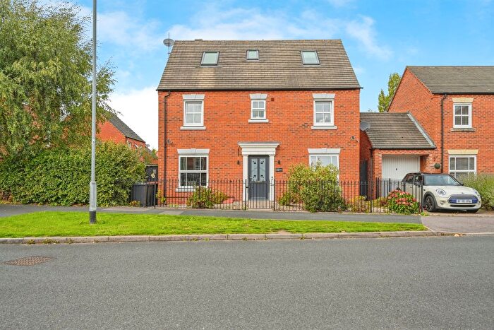 6 Bedroom Detached House For Sale In Maxtock Avenue, Lichfield, WS13