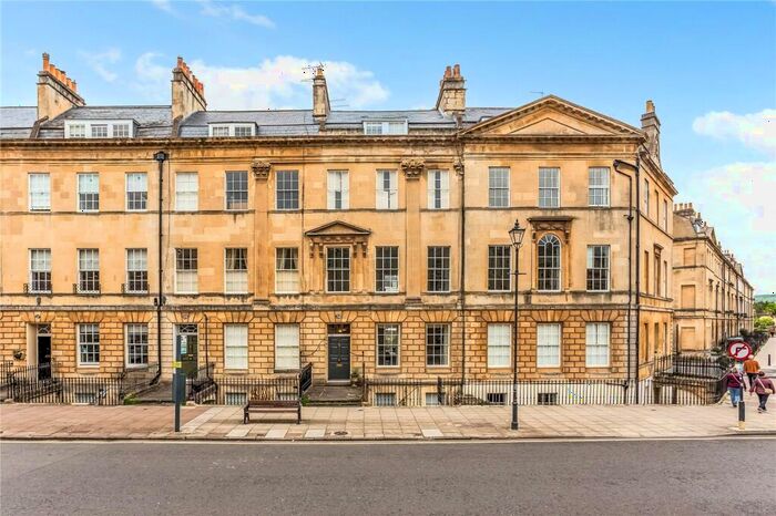 2 Bedroom Duplex For Sale In Great Pulteney Street, Bath, Somerset, BA2