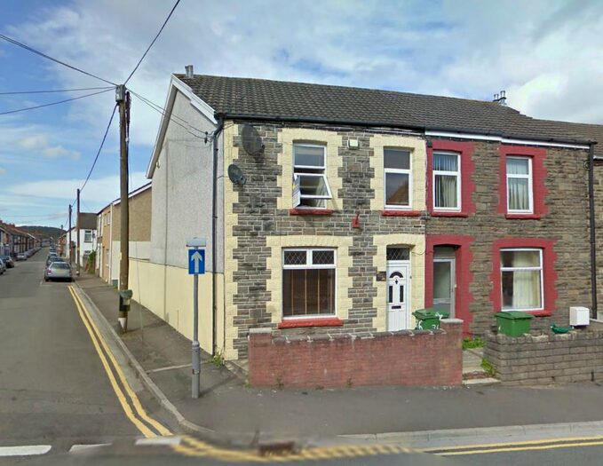 5 Bedroom End Of Terrace House To Rent In Brook Street, Treforest, Pontypridd CF37