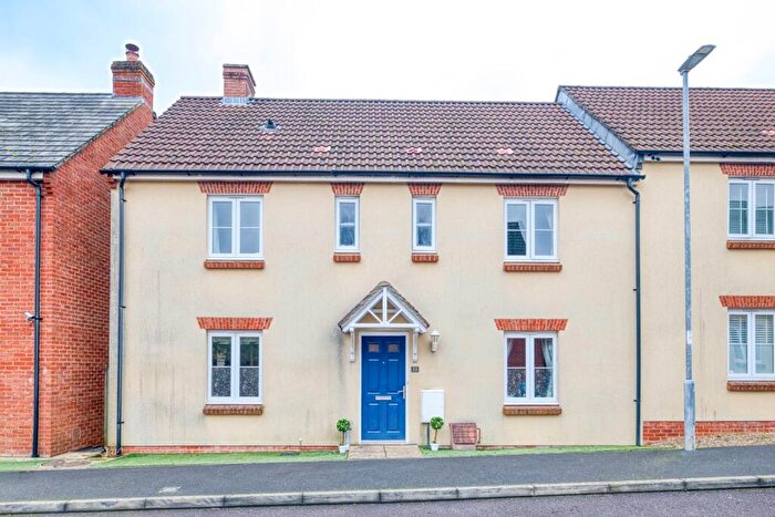 4 Bedroom Semi-Detached House For Sale In Bruton, Somerset, BA10