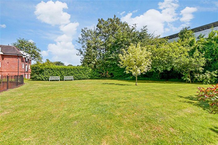 2 Bedroom Flat For Sale In Reigate Road, Reigate, Surrey, RH2