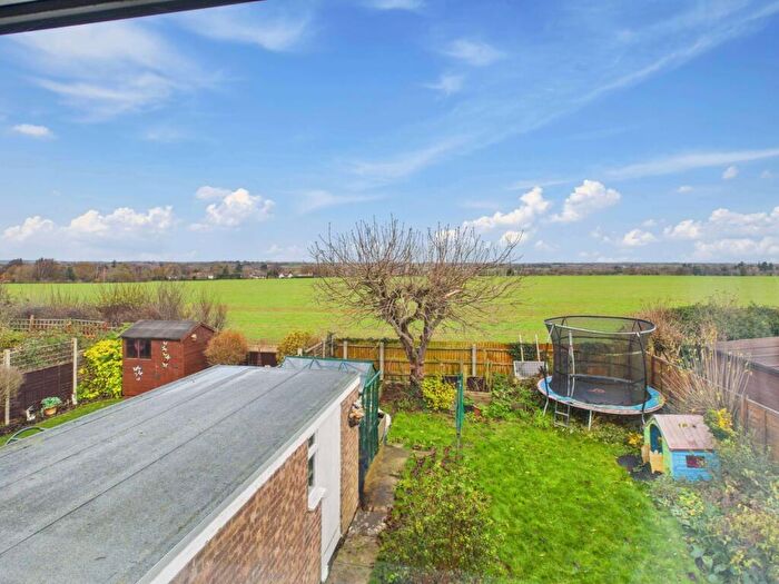 4 Bedroom Detached House For Sale In Obelisk Rise, Northampton, Northamptonshire, NN2