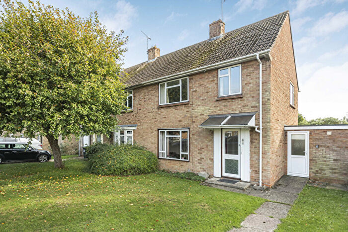 3 Bedroom Semi-Detached House For Sale In Blackstone Road, Wallingford, OX10