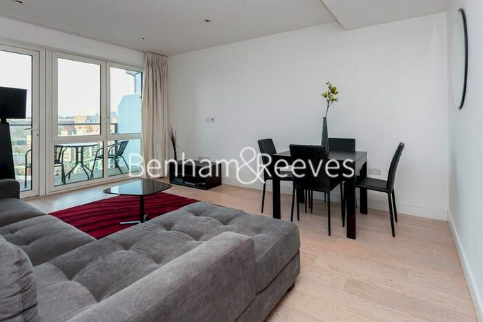 2 Bedroom Flat To Rent In Kew Bridge Road, Brentford, TW8